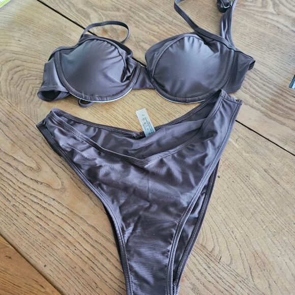 NEW SHEIN Brown Bikini Set Women’s Large | Stylish Swimwear Crop Top & Bottom - Picture 1 of 5